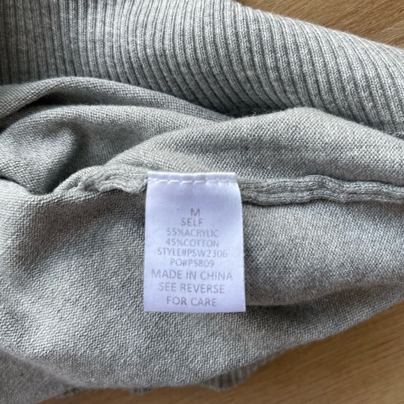 ROOLEE color block lightweight sweater - Size M - Picture 14 of 16